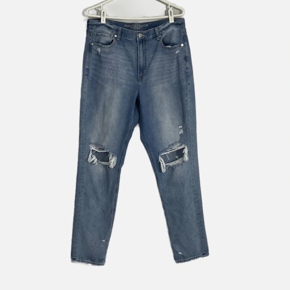 American Eagle Women’s Mom Jeans Hi Rise Straight Destroyed Faded Size 14 X-long - Picture 1 of 14